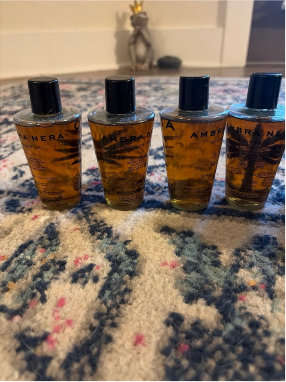 Ortigia Sicilia Ambra Nera Bath & Body Bundle - 18 Pieces travel size - Picture 3 of 9